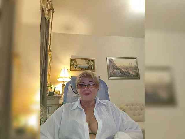 KarinkaSweet webcam