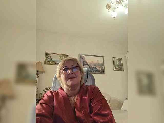 KarinkaSweet webcam