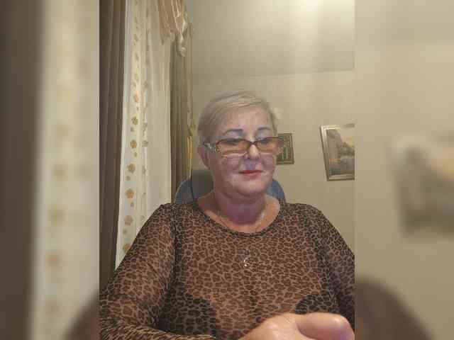 KarinkaSweet webcam