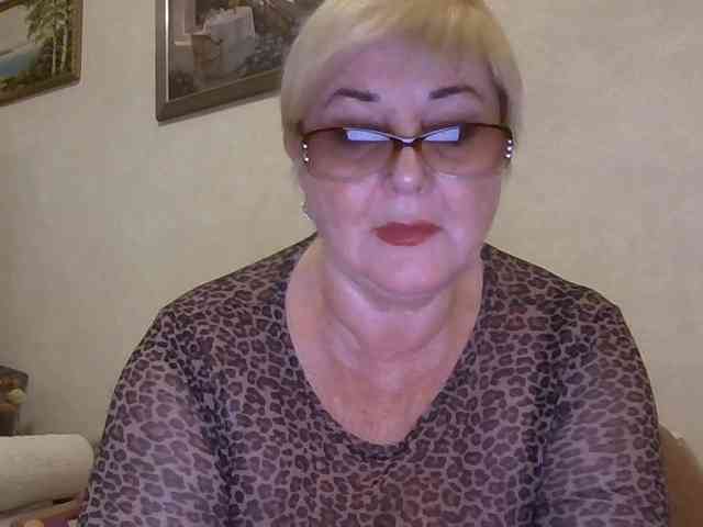 KarinkaSweet webcam