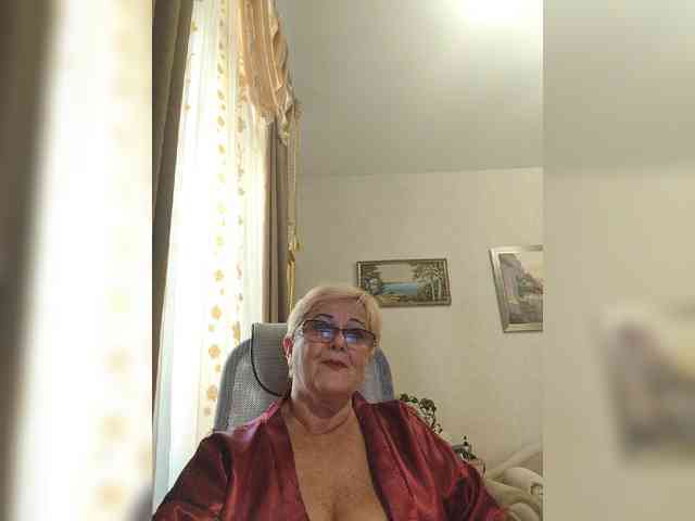 KarinkaSweet webcam