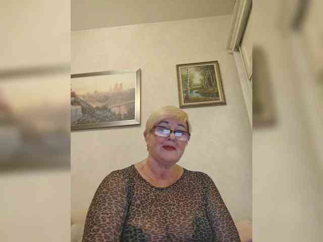 KarinkaSweet webcam