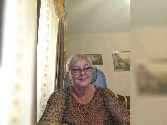 KarinkaSweet webcam