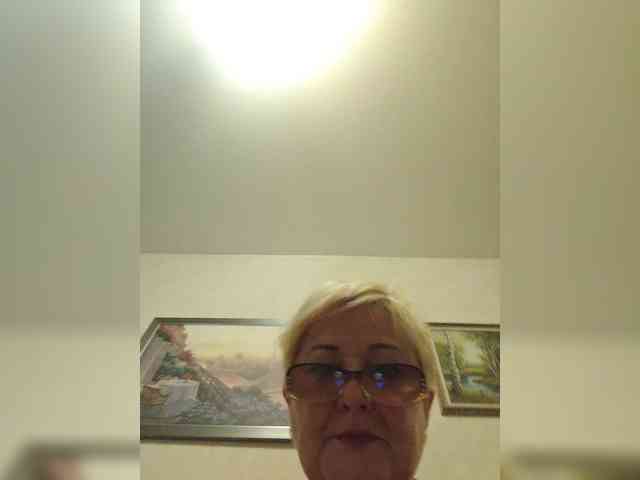 KarinkaSweet webcam