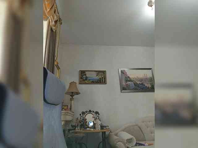 KarinkaSweet webcam