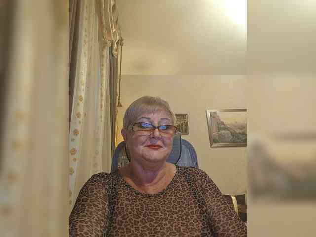 KarinkaSweet webcam
