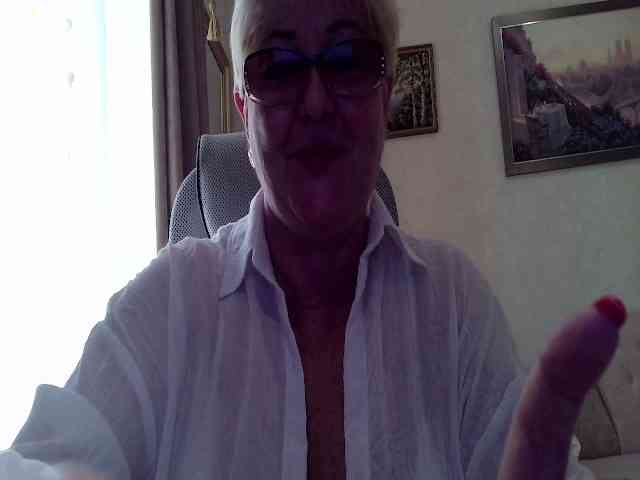 KarinkaSweet webcam