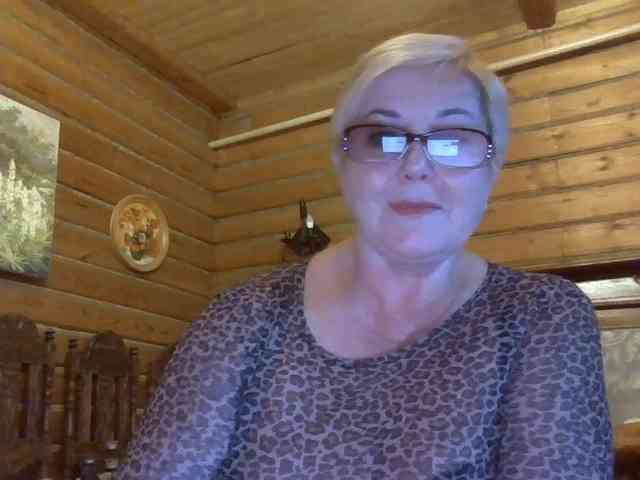 KarinkaSweet webcam