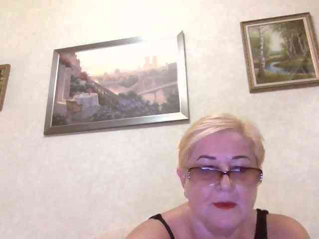 KarinkaSweet webcam