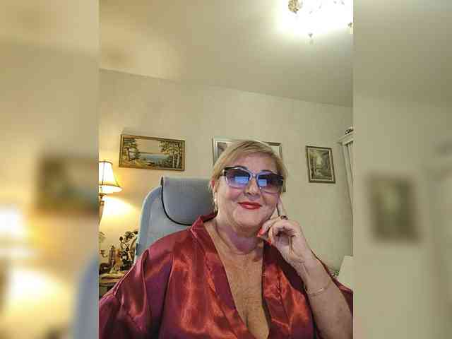 KarinkaSweet webcam