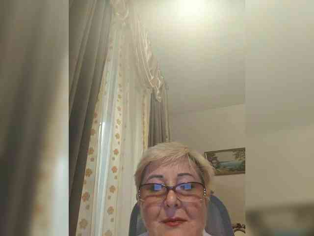 KarinkaSweet webcam