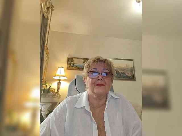 KarinkaSweet webcam