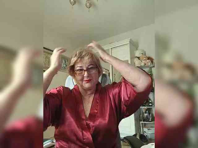KarinkaSweet webcam