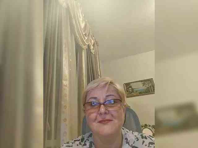 KarinkaSweet webcam