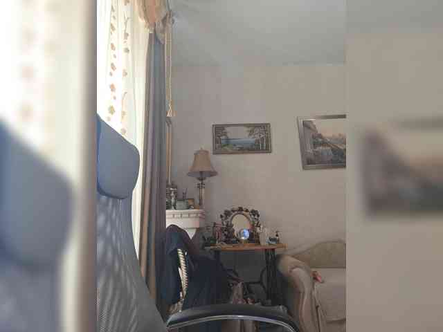 KarinkaSweet webcam