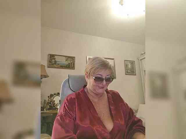 KarinkaSweet webcam