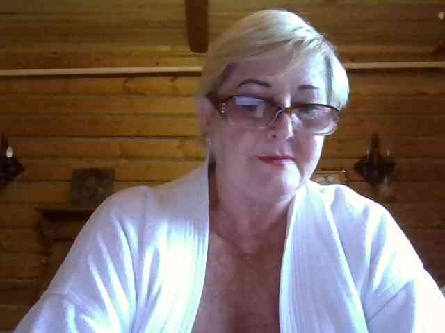 KarinkaSweet webcam