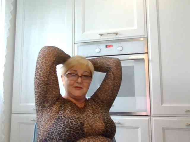chat xxx KarinkaSweet