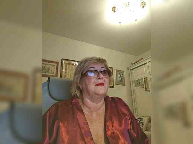 KarinkaSweet webcam