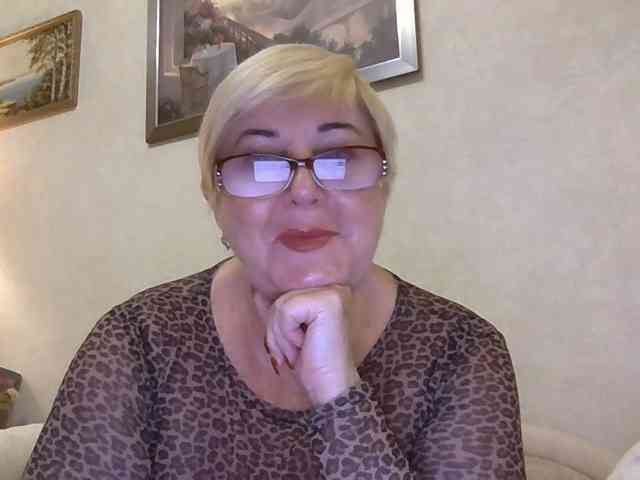 KarinkaSweet webcam