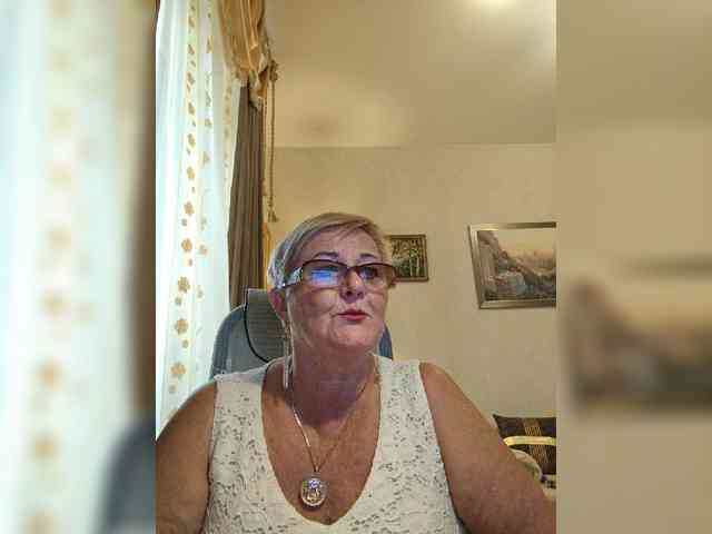 KarinkaSweet Live Webcam on BongaCams