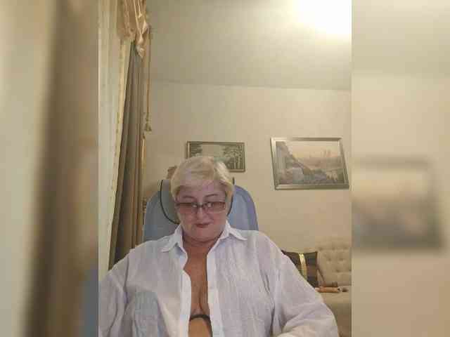 KarinkaSweet webcam