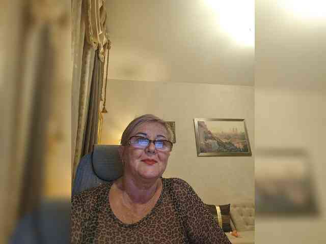 KarinkaSweet webcam
