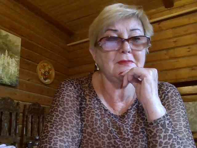 KarinkaSweet webcam