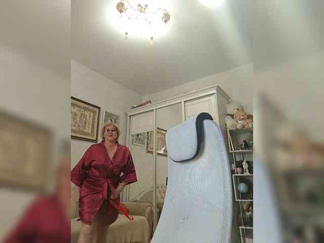 KarinkaSweet webcam