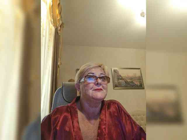 KarinkaSweet webcam