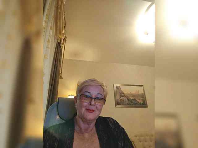 KarinkaSweet webcam