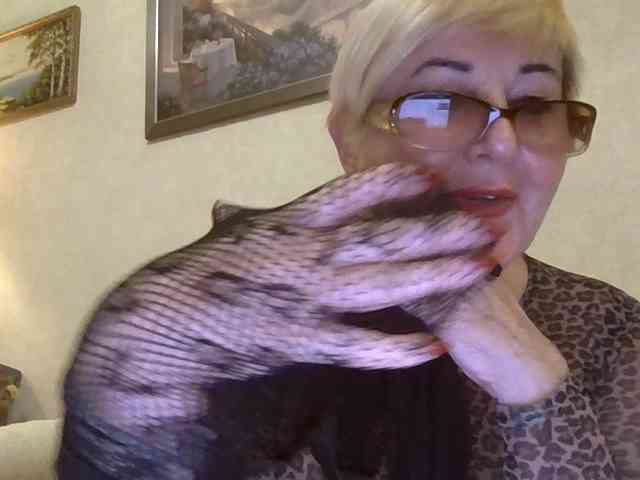 KarinkaSweet webcam