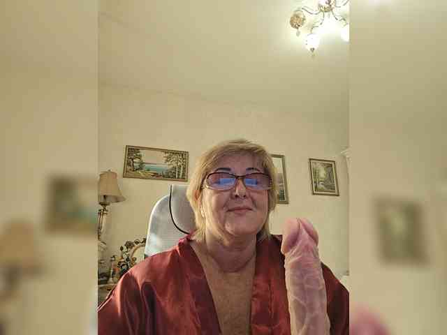 KarinkaSweet webcam