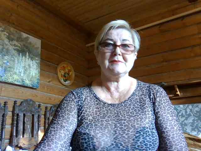 KarinkaSweet webcam