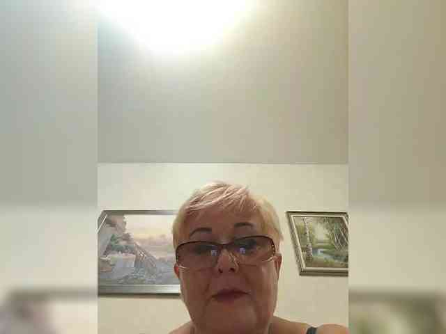 KarinkaSweet webcam