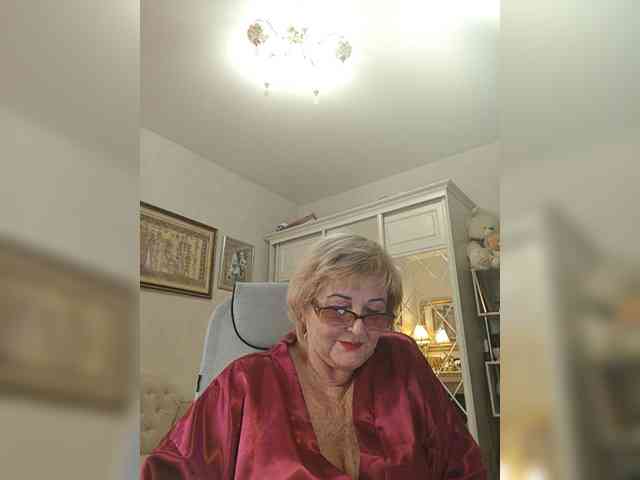 KarinkaSweet webcam