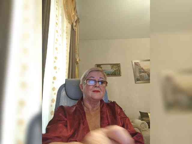 KarinkaSweet webcam