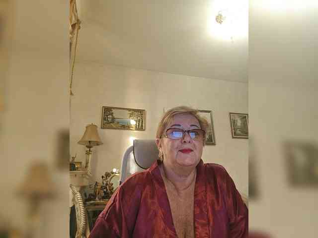 KarinkaSweet webcam