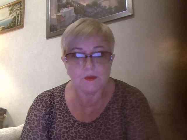 KarinkaSweet webcam