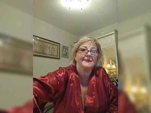 KarinkaSweet webcam
