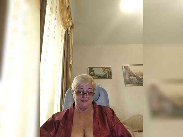 KarinkaSweet webcam