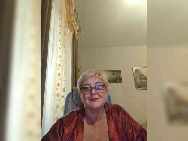 KarinkaSweet webcam