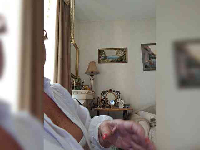 KarinkaSweet webcam