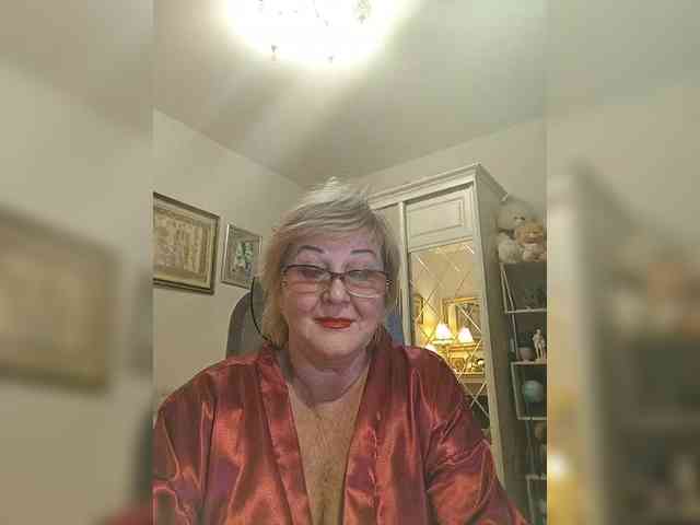 KarinkaSweet webcam