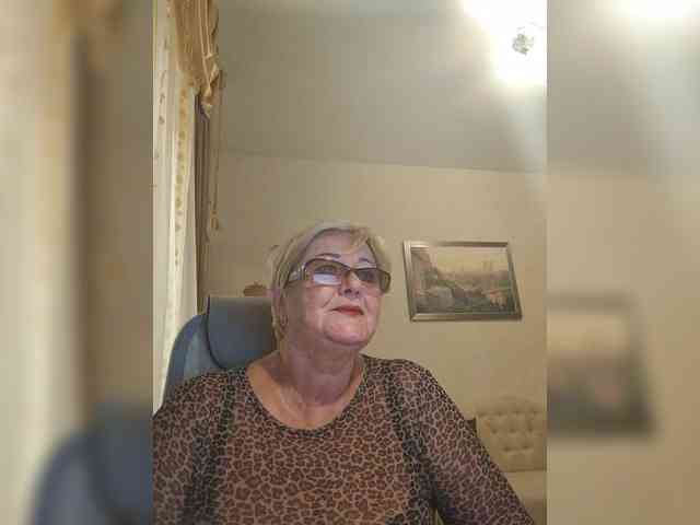 KarinkaSweet webcam
