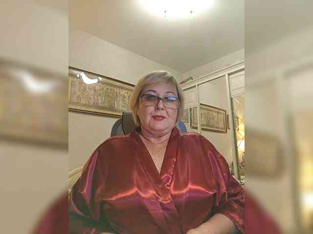 KarinkaSweet webcam