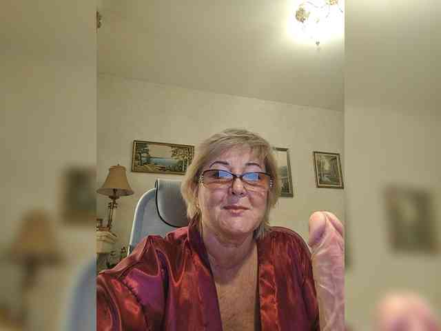 KarinkaSweet webcam