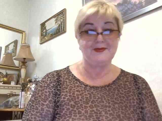 KarinkaSweet webcam