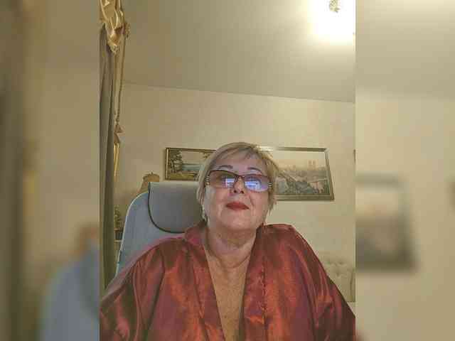 KarinkaSweet webcam
