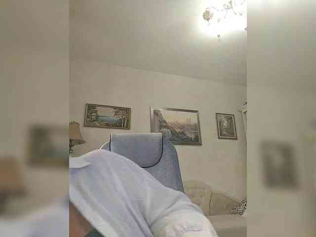 KarinkaSweet webcam